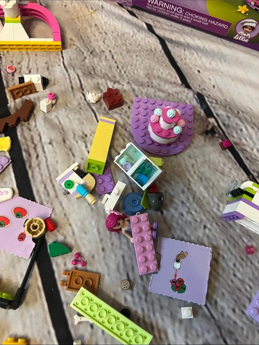 LEGO Friends 41393 & 41427 Sets Mixed Lot Instructions Box Pieces Minifigure